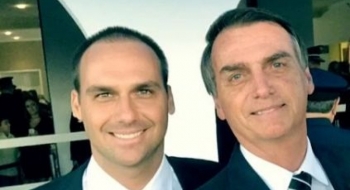 PC intercepta diálogo de Bolsonaro e o filho com agenciador de prostituta